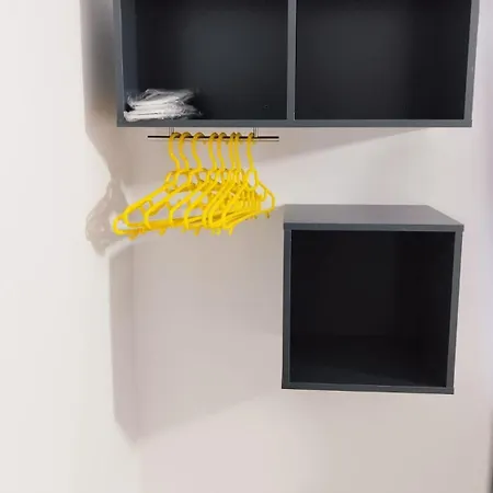 بيت ضيافة Viila S'un Sfert 4*