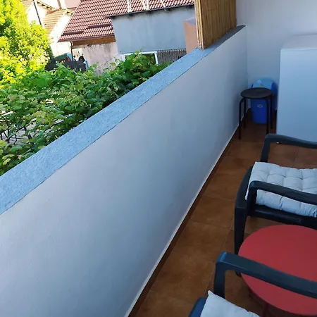 Viila S'un Sfert بيت ضيافة 4*