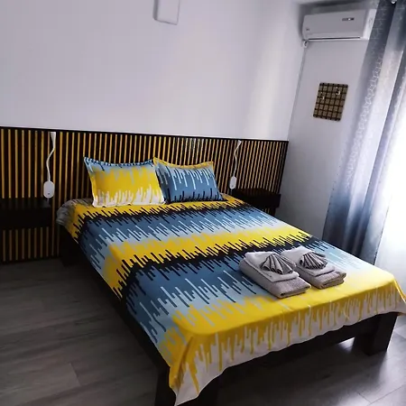 بيت ضيافة Viila S'un Sfert كوستِنيست