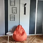 Viila S'un Sfert Pensión 3*