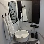 Viila S'un Sfert Pensión 3*