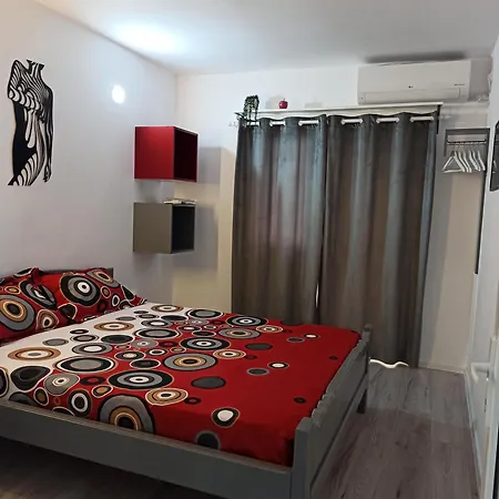 Viila S'un Sfert 게스트하우스 4*