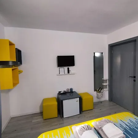 Viila S'un Sfert 4*